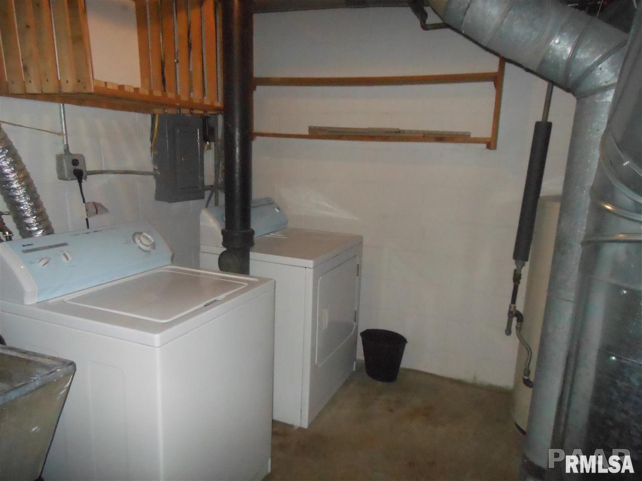 1102 West Ridge Road Peoria, IL 61614 - Photo 28 of 34 Gallery Image 28