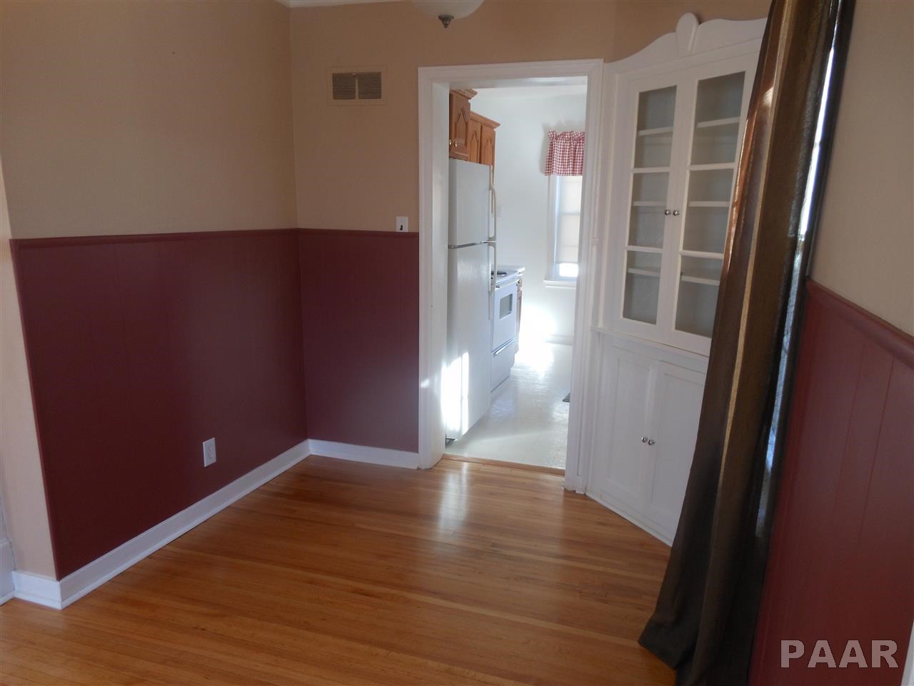 1102 West Ridge Road Peoria, IL 61614 - Photo 10 of 34 Gallery Image 10