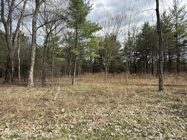 $50,000 | 17 Tappan Zee Court, Athens, NY 12015