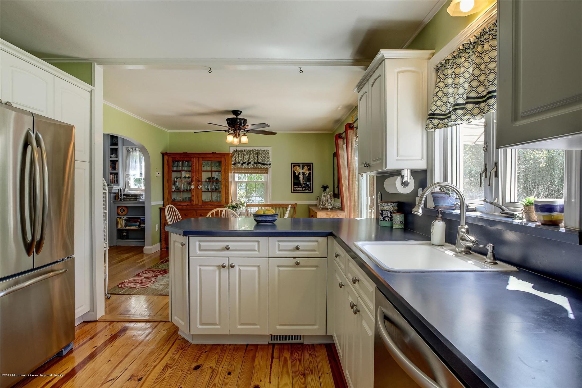 85 Lakewood Road Manasquan, NJ 08736 - Photo 10 of 32 11-Kitchen & Dining