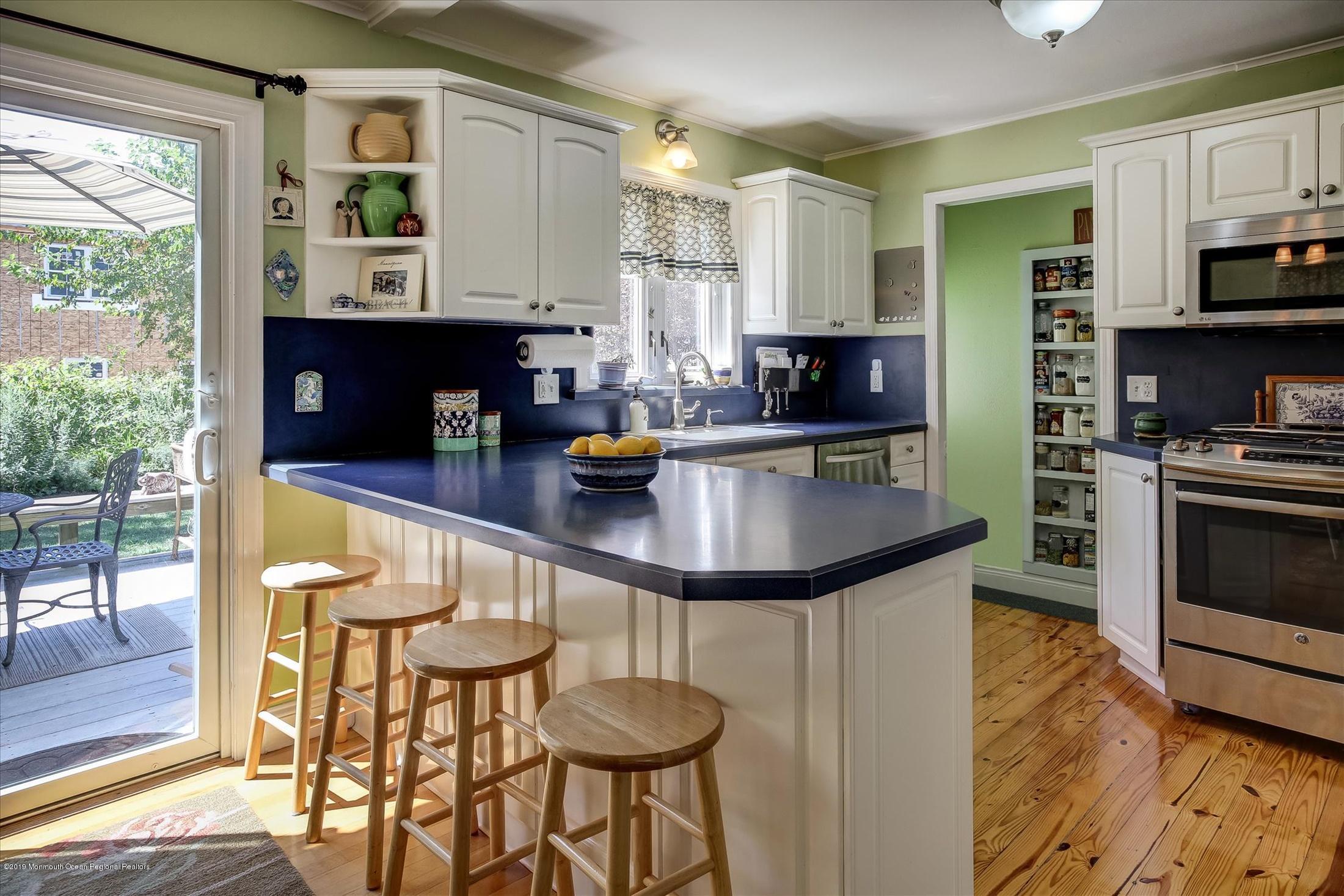 85 Lakewood Road Manasquan, NJ 08736 - Photo 11 of 32 12-Kitchen
