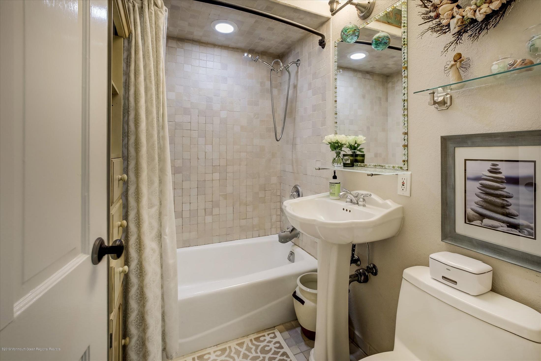 85 Lakewood Road Manasquan, NJ 08736 - Photo 16 of 32 17-Bathroom