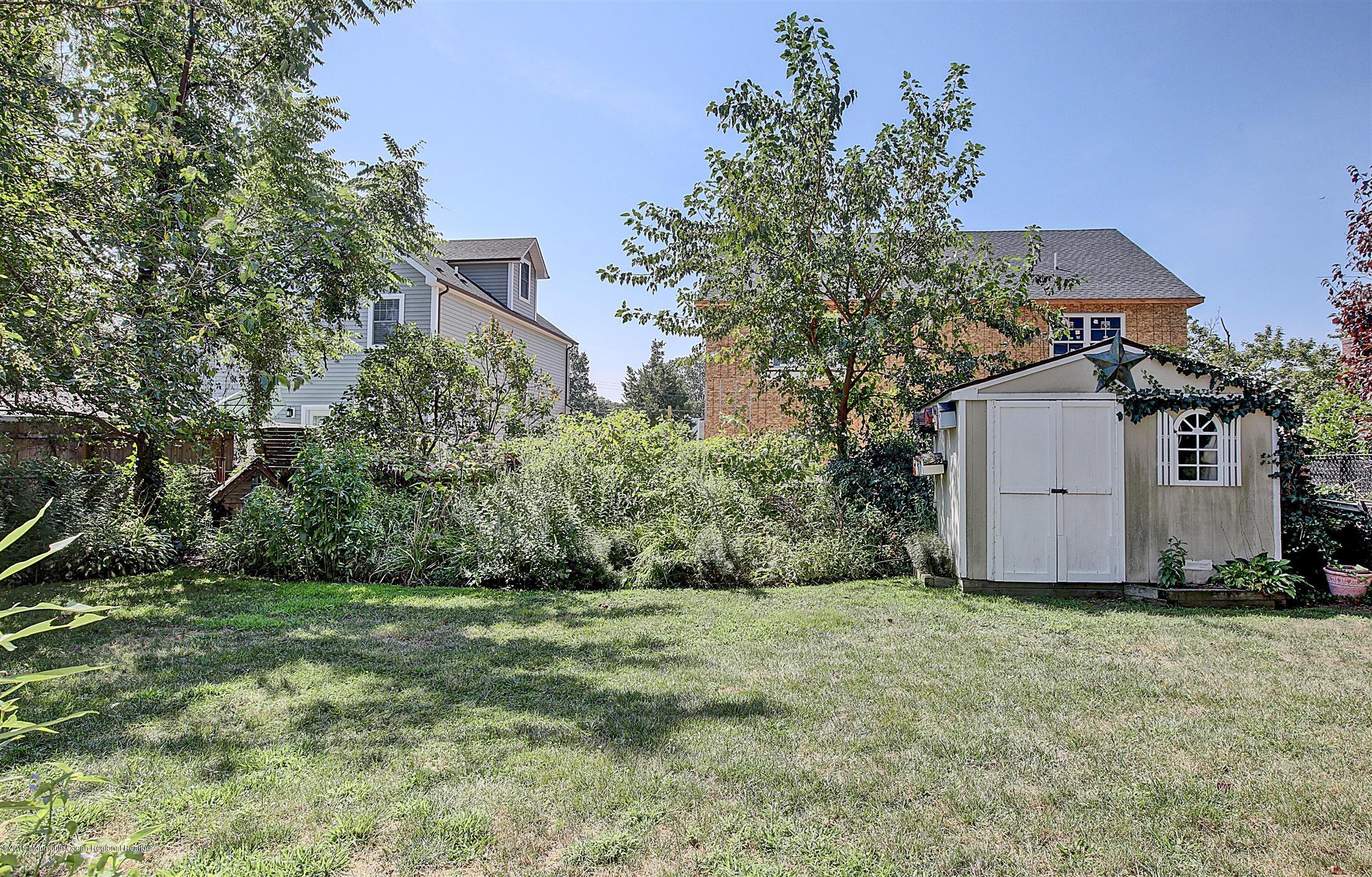 85 Lakewood Road Manasquan, NJ 08736 - Photo 25 of 32 26-Backyard