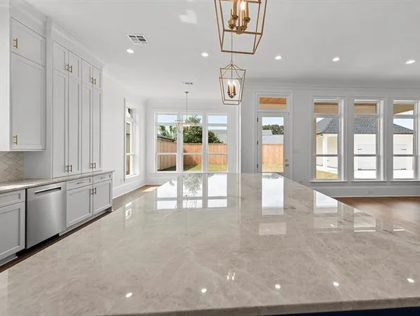 $1,649,900 | 5350 Purdue Drive, Metairie, LA 70003