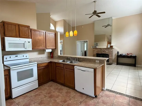 $2,267 | 625 Remington Oak Drive, Lake Mary, FL 32746