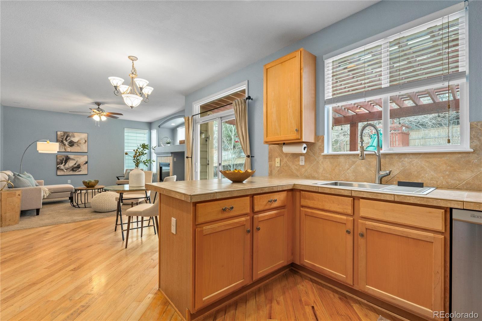 2956 Windridge Circle Highlands Ranch, CO 80126 - Photo 15 of 41