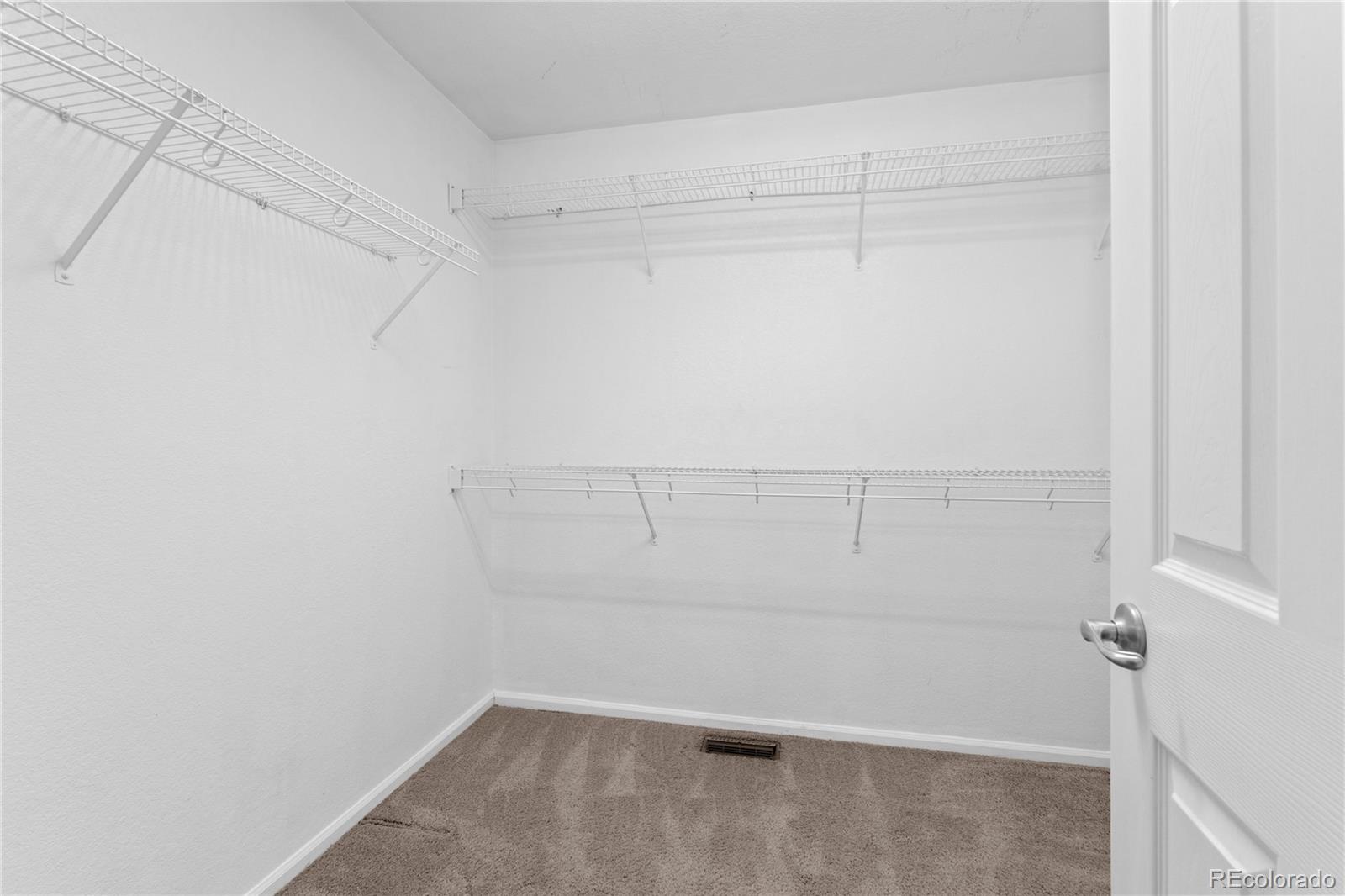 2956 Windridge Circle Highlands Ranch, CO 80126 - Photo 26 of 41