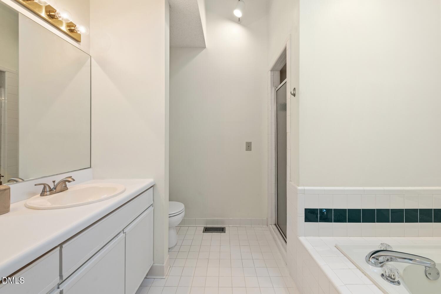 124 Legacy Lane Durham, NC 27713 - Photo 15 of 38 NCR_8255