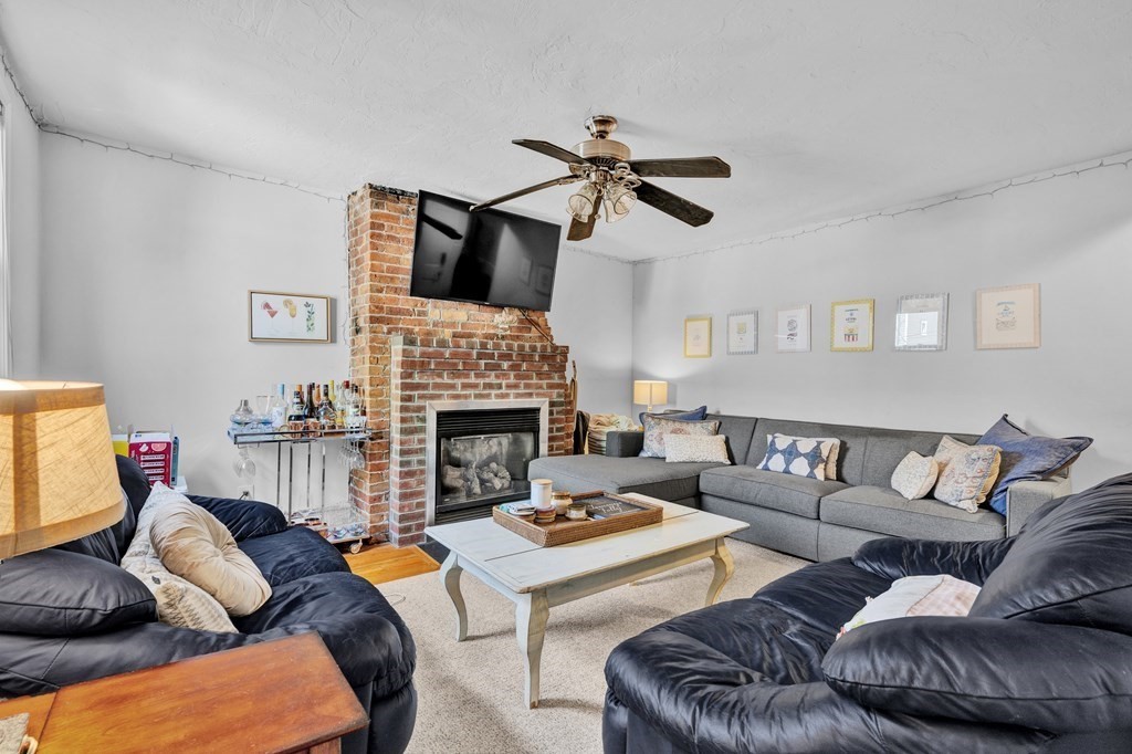 442 West Fourth Street, Unit 2 Boston, MA 02127 - Photo 5 of 12