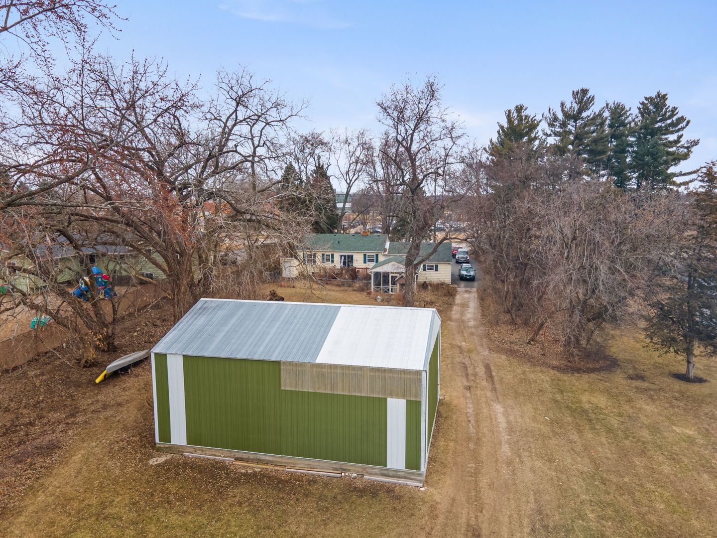 4715 West Crystal Lake Road McHenry, IL 60050 - Photo 3 of 32
