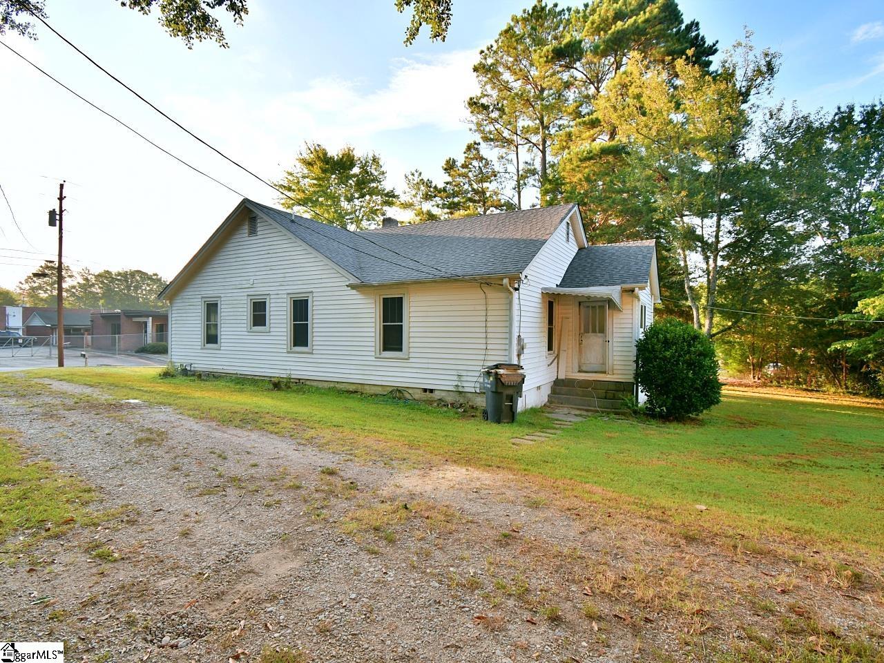 101 Spring Street Laurens, SC 29360 - Photo 17 of 19 Gallery Image 17