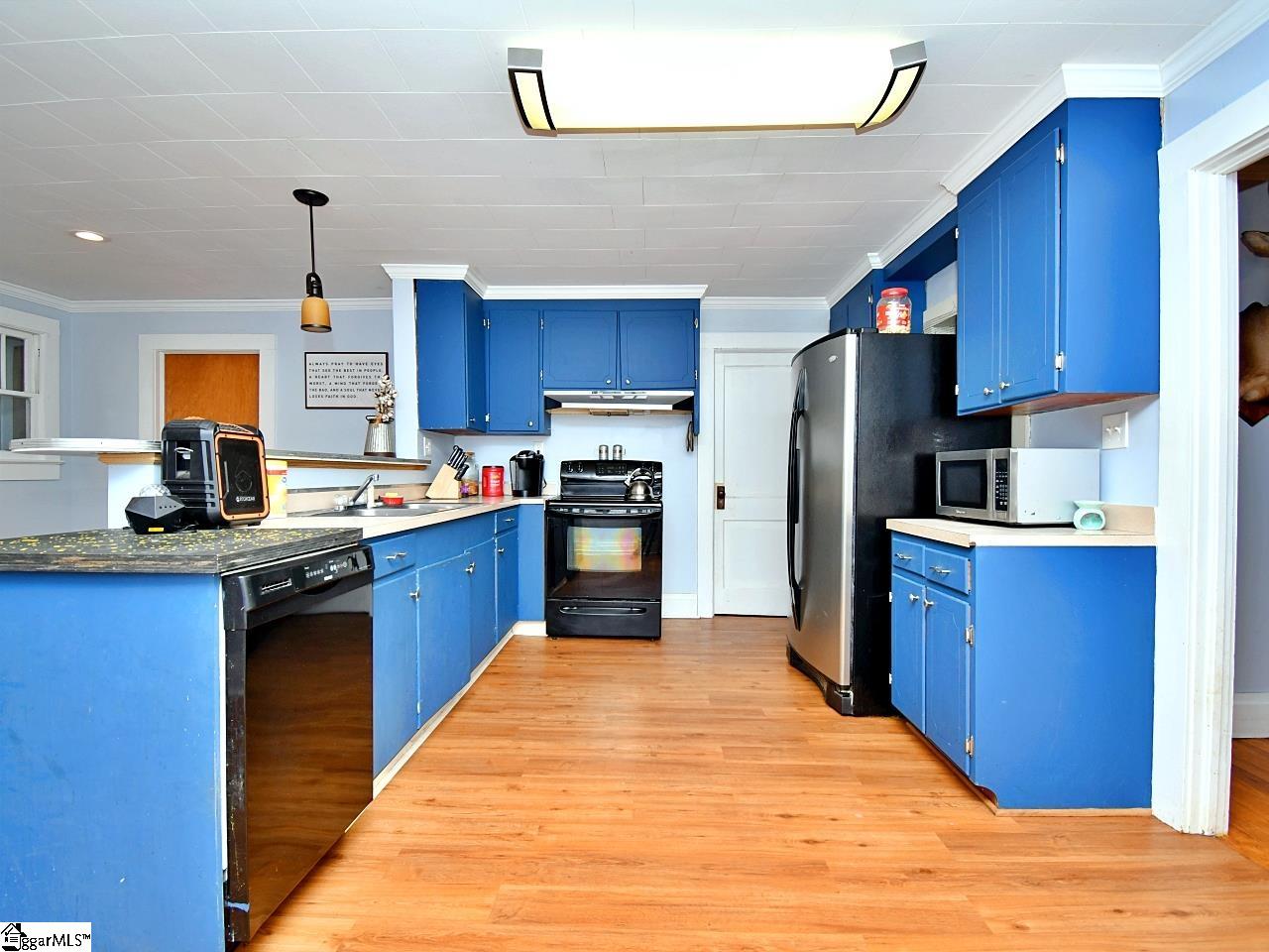 101 Spring Street Laurens, SC 29360 - Photo 4 of 19 Gallery Image 4