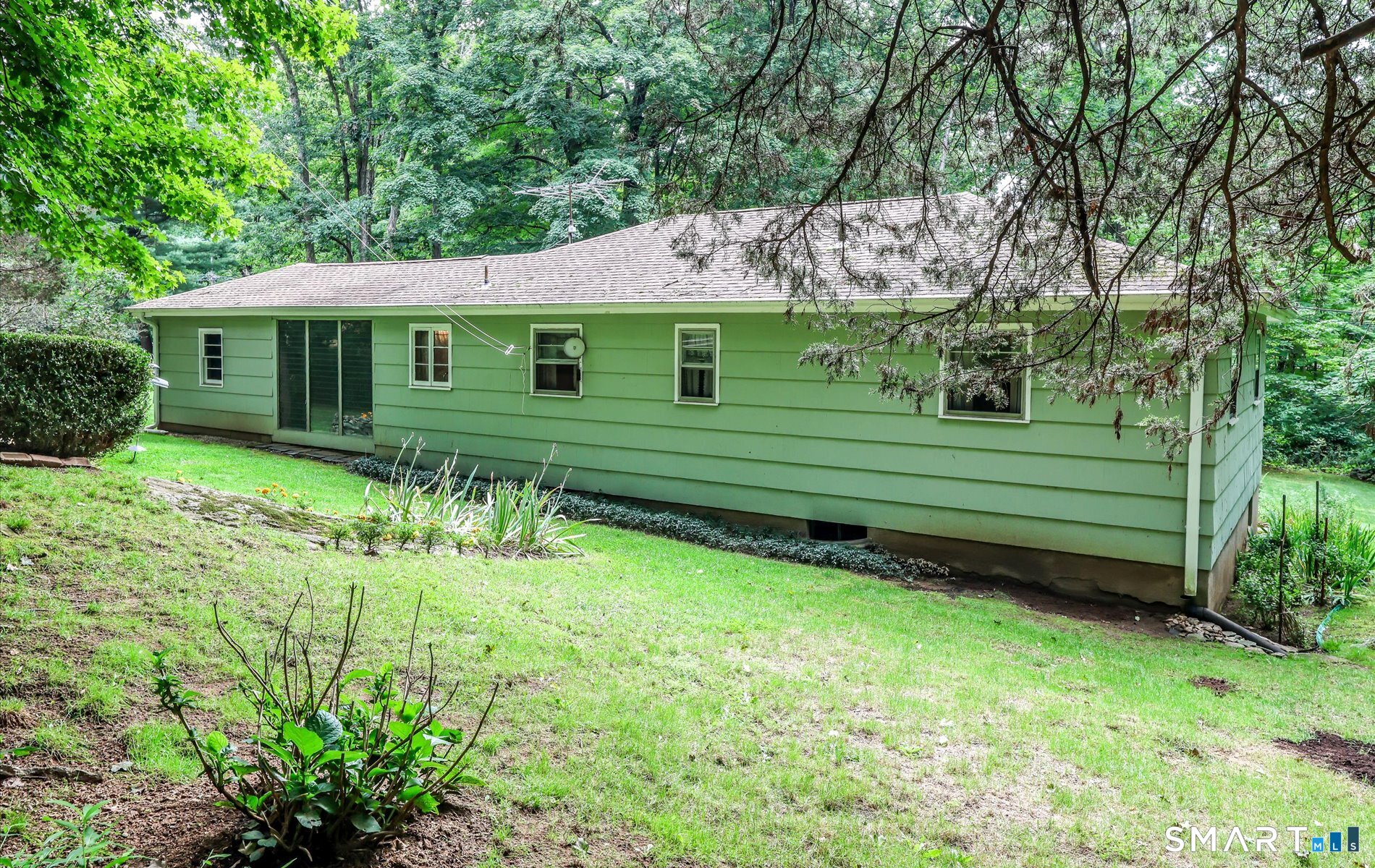 257 Spring Hill Road Monroe, CT 06468 - Photo 21 of 23 Gallery Image 21