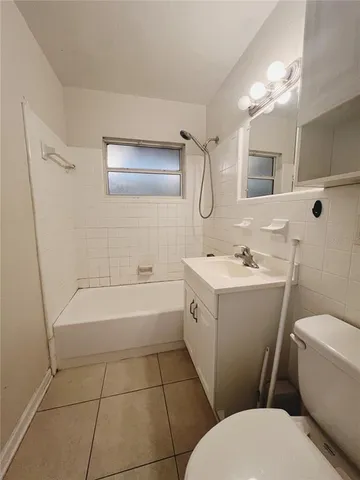 $1,695 | 110 Willow Avenue, Altamonte Springs, FL 32714