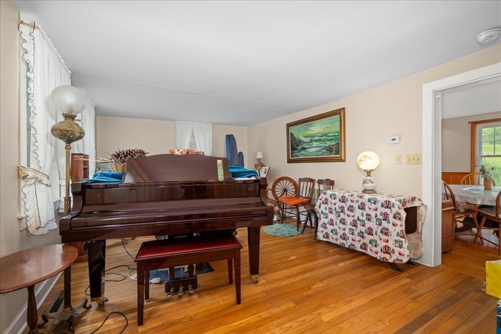 12 Mill Stone Road West Brookfield, MA 01585 - Photo 16 of 41