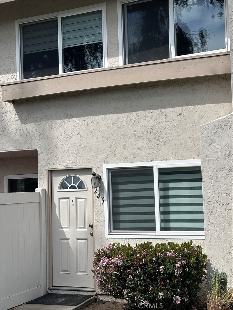 245 Countryhaven Road Encinitas, CA 92024 - Photo 2 of 19