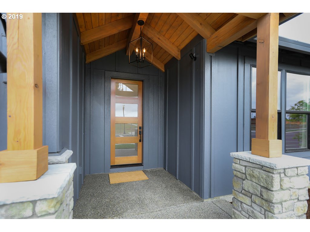 1236 South 50th Place Ridgefield, WA 98642 - Photo 3 of 32