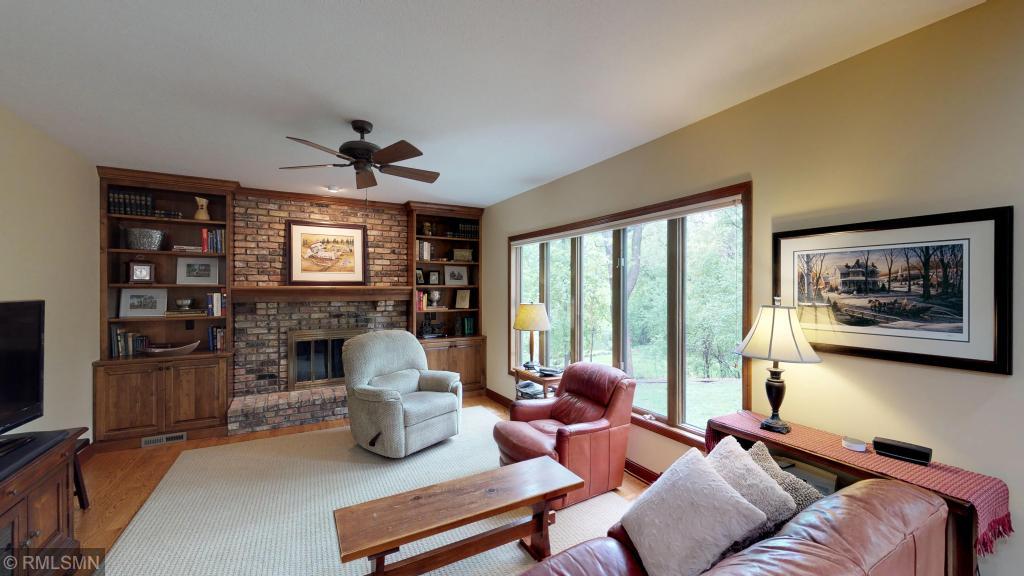 2620 Crescent Ridge Road Minnetonka, MN 55305 - Photo 14 of 36 Gallery Image 14