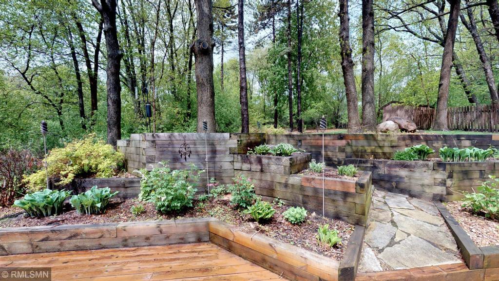 2620 Crescent Ridge Road Minnetonka, MN 55305 - Photo 3 of 36 Gallery Image 3