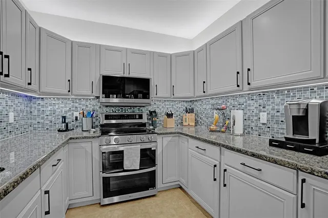 $2,795,000 | 624 Northeast 29th Drive, Fort Lauderdale, FL 33334