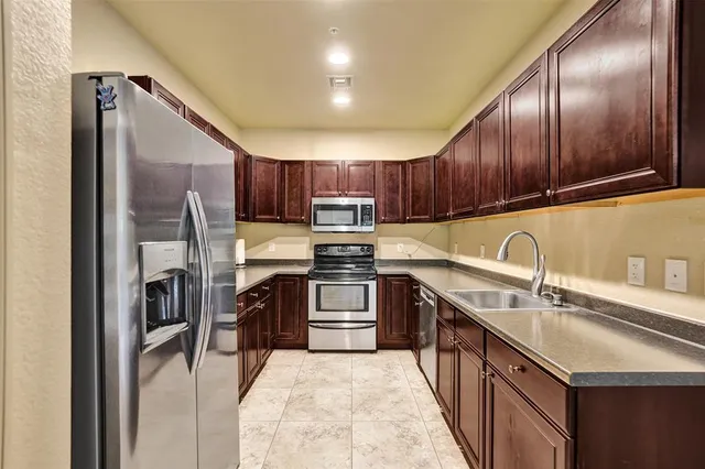 $2,795,000 | 624 Northeast 29th Drive, Fort Lauderdale, FL 33334