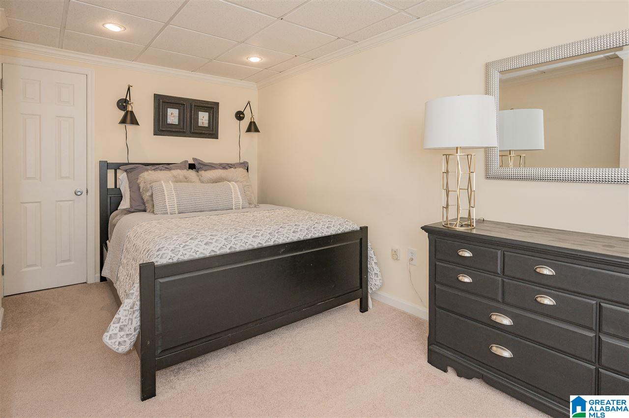 807 Forrest Drive Birmingham, AL 35209 - Photo 36 of 47