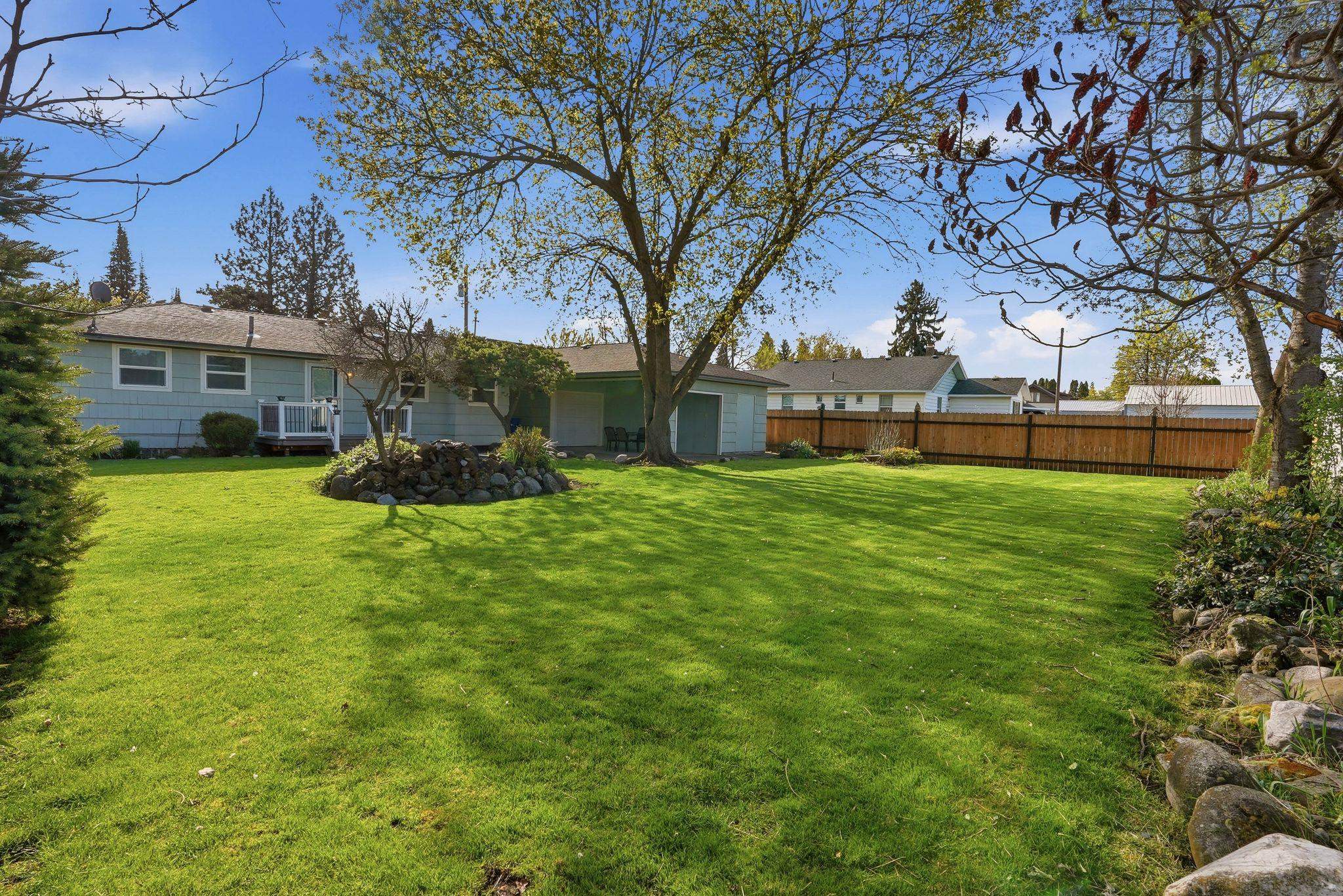 601 North Farr Road Spokane, WA 99206 - Photo 23 of 35