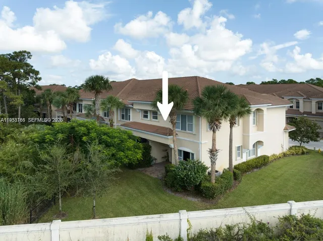 $2,900 | 250 Southwest Walking Path, Unit 250, Stuart, FL 34997