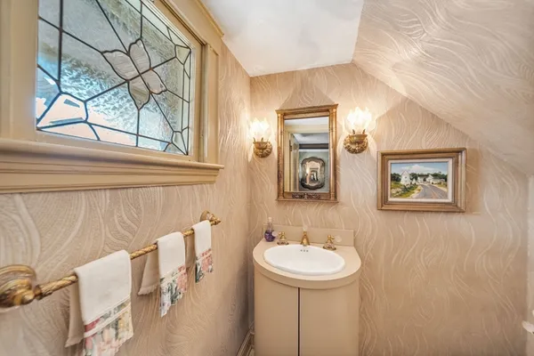 $3,995,000 | 131 Fair Oaks Park, Needham, MA 02492