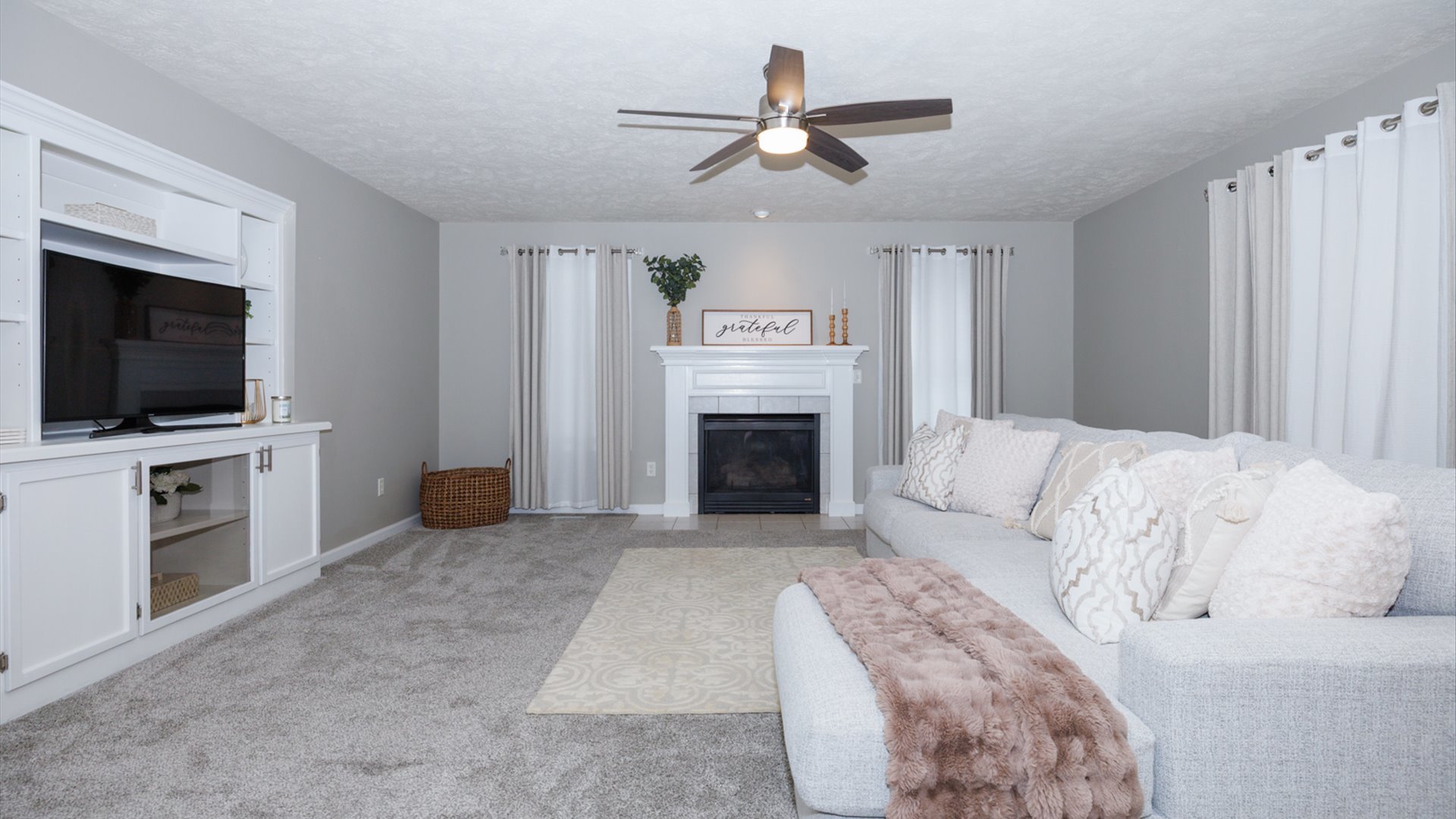 1704 Setter Street Normal, IL 61761 - Photo 3 of 57