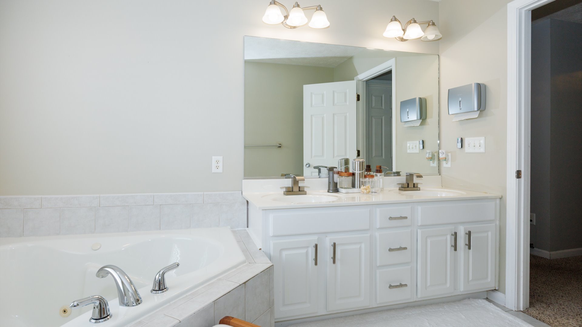 1704 Setter Street Normal, IL 61761 - Photo 35 of 57