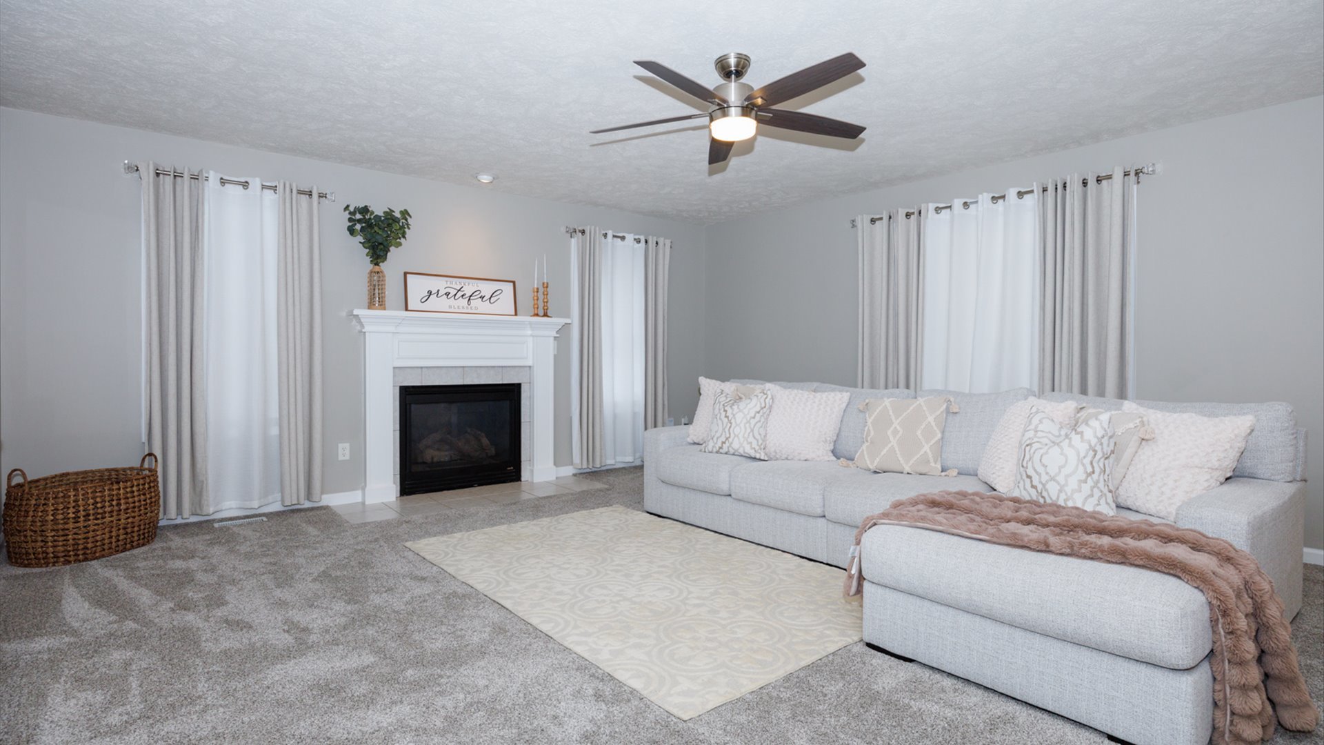 1704 Setter Street Normal, IL 61761 - Photo 5 of 57