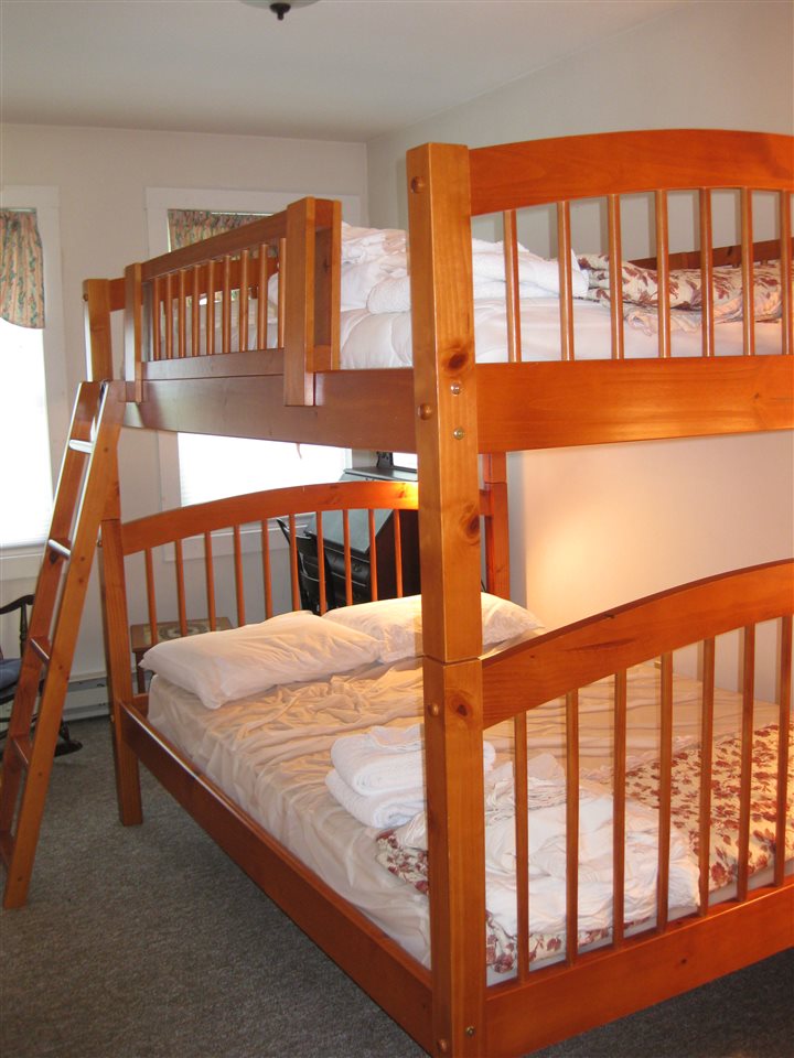 215 Alran Road, Unit 12 Killington, VT 05751 - Photo 21 of 40 Gallery Image 21