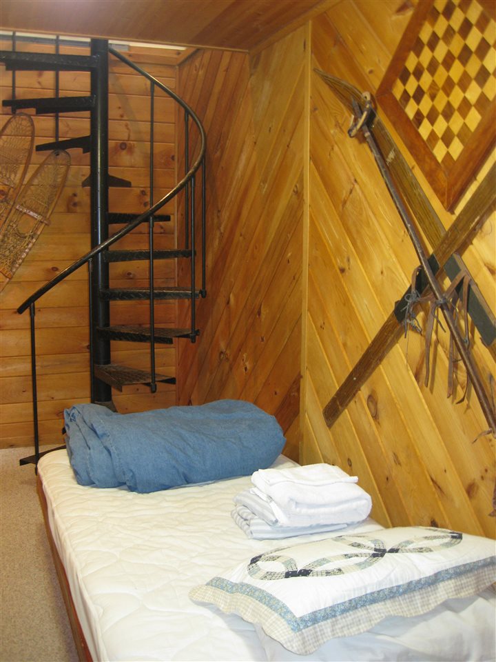 215 Alran Road, Unit 12 Killington, VT 05751 - Photo 30 of 40 Gallery Image 30