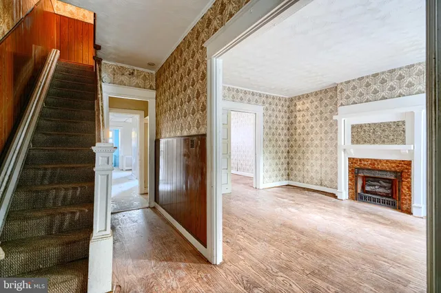 a view of a livingroom with a fireplace