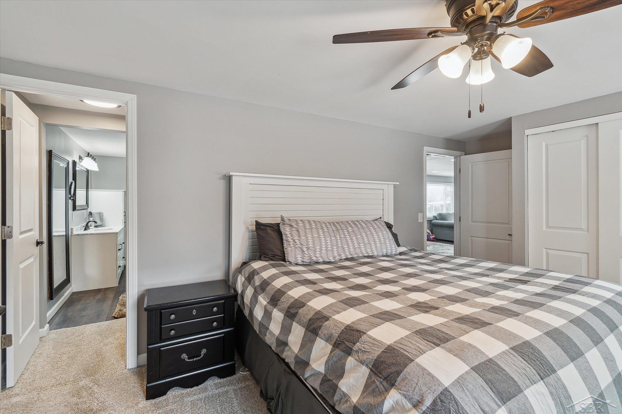 1660 South Huron Road Kawkawlin, MI 48631 - Photo 23 of 32 50103730-22.JPG