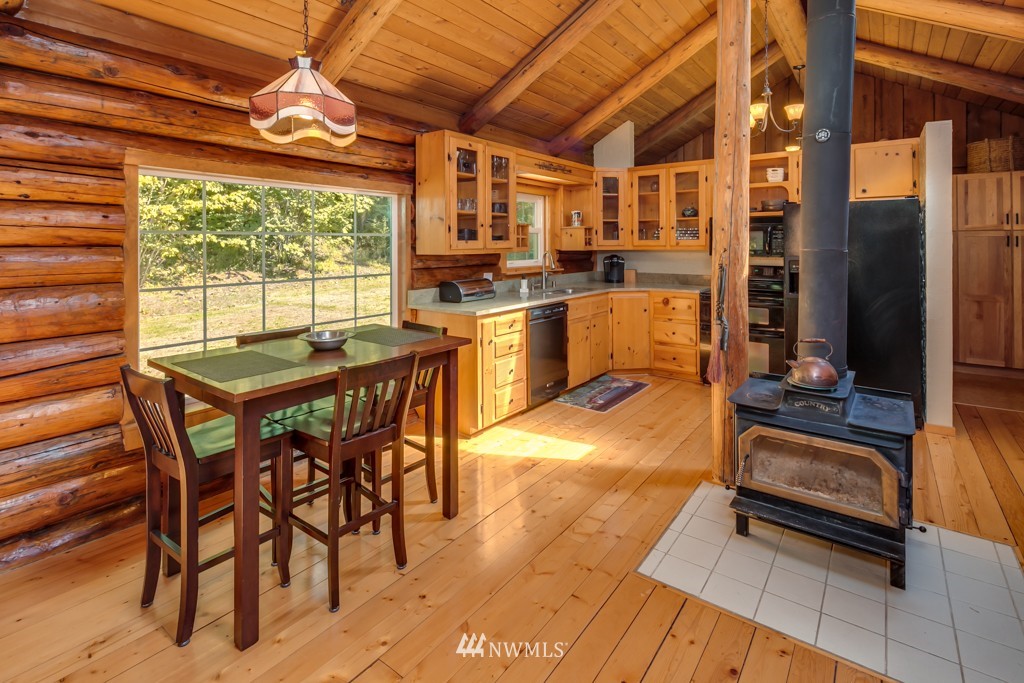 4320 Mosquito Lake Road Deming, WA 98244 - Photo 4 of 25