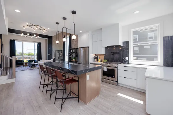 $1,299,000 | 1007 Summit Avenue, Nashville, TN 37203