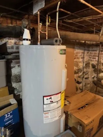 $335,000 | 105 Maple Street, Rochester, NH 03867