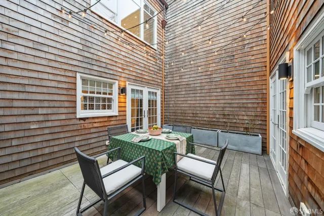 $8,995,000 | 2550 Baker Street, San Francisco, CA 94123