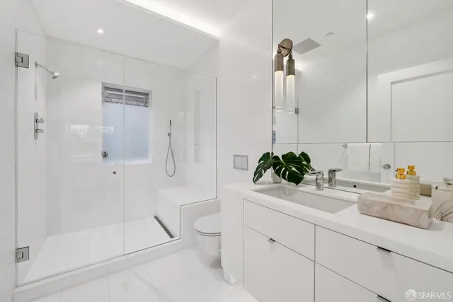 $8,995,000 | 2550 Baker Street, San Francisco, CA 94123