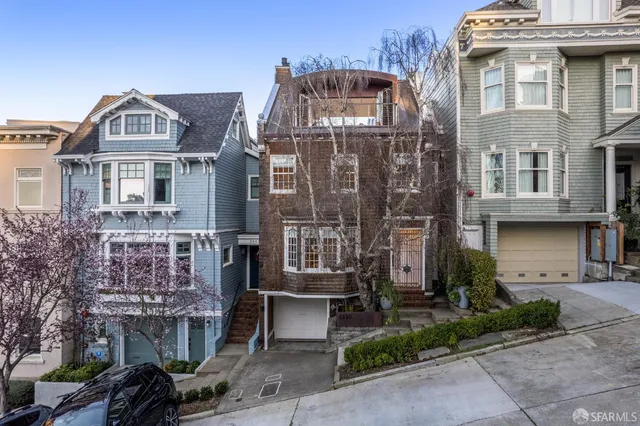 $8,995,000 | 2550 Baker Street, San Francisco, CA 94123