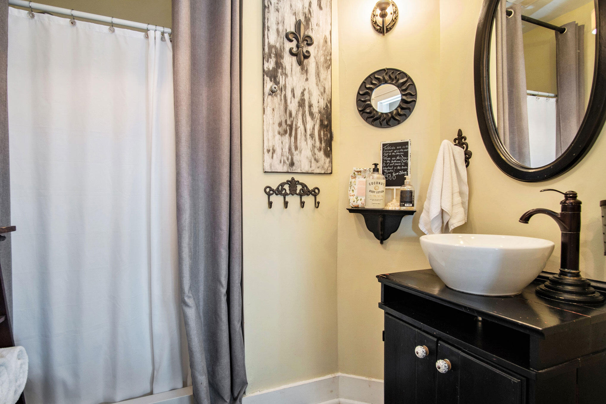 203 East Savidge Street Spring Lake, MI 49456 - Photo 13 of 44 DSC08918