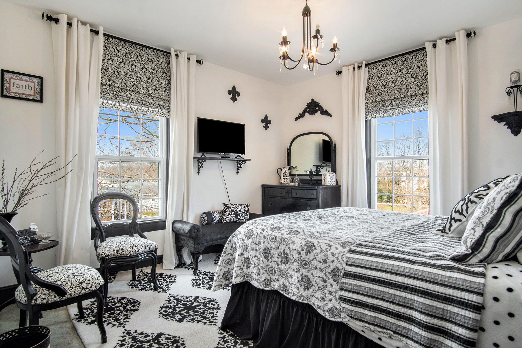 203 East Savidge Street Spring Lake, MI 49456 - Photo 20 of 44 DSC08962