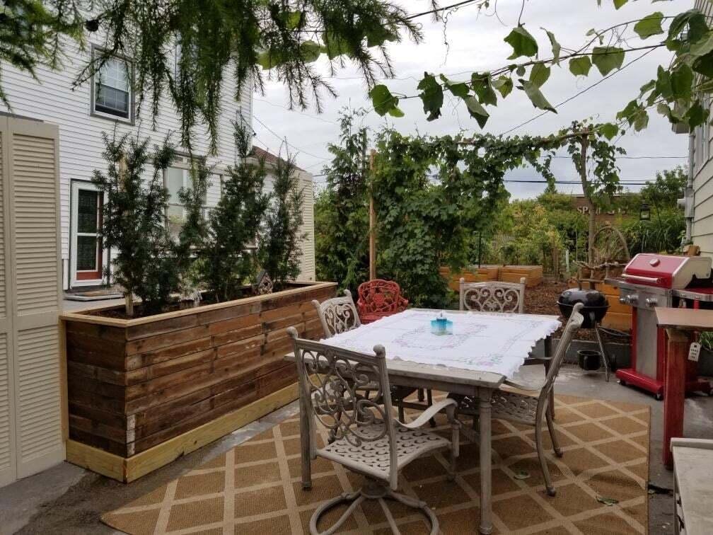 203 East Savidge Street Spring Lake, MI 49456 - Photo 28 of 44 h