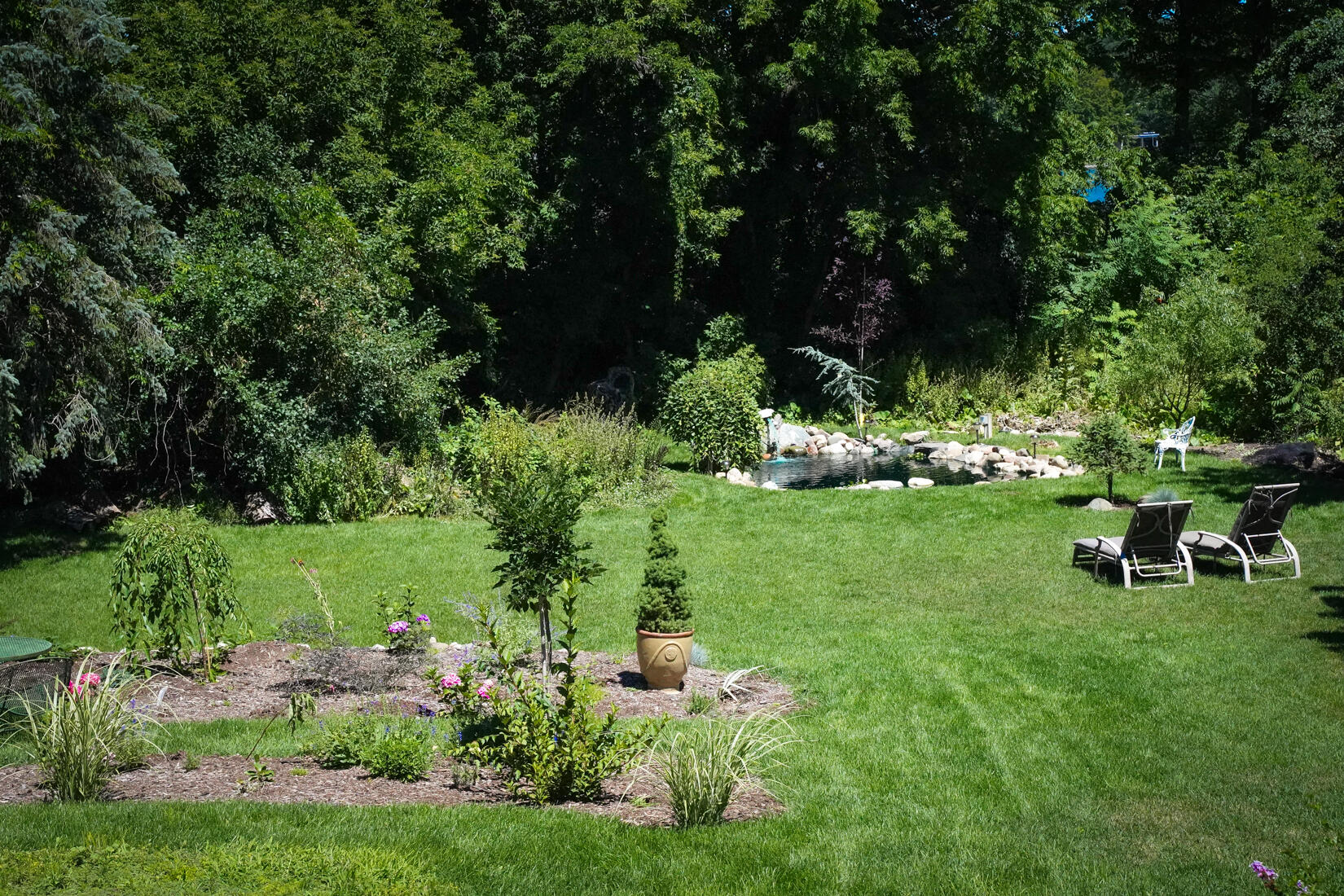 203 East Savidge Street Spring Lake, MI 49456 - Photo 32 of 44 Bella Mia 2022 - OUTSIDE (7)