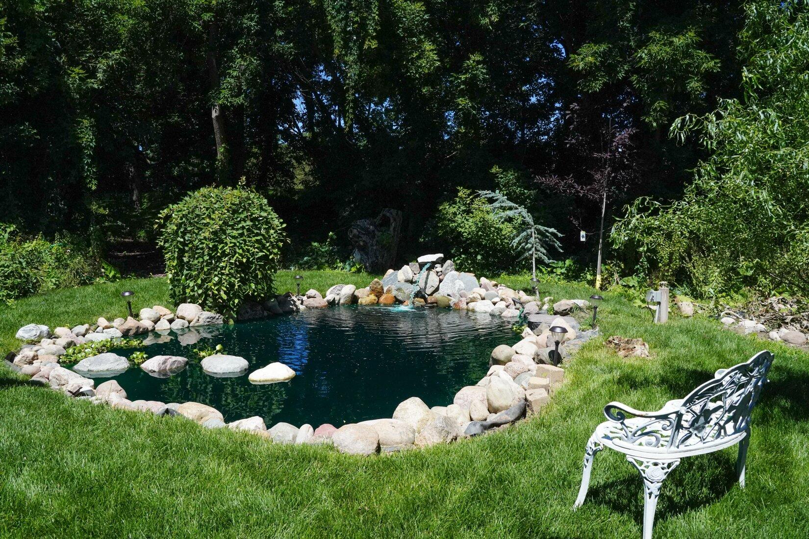 203 East Savidge Street Spring Lake, MI 49456 - Photo 35 of 44 Bella Mia 2022 - OUTSIDE (10)