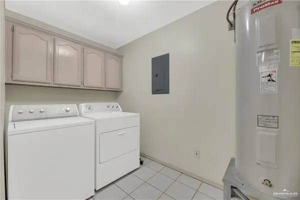 $1,700 | 609 Via Sol Drive, Edinburg, TX 78541