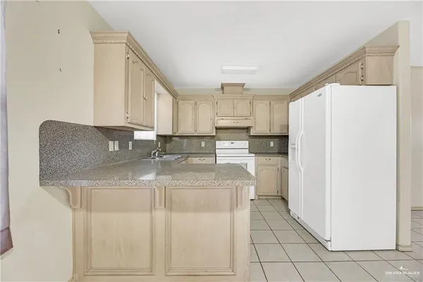$1,700 | 609 Via Sol Drive, Edinburg, TX 78541