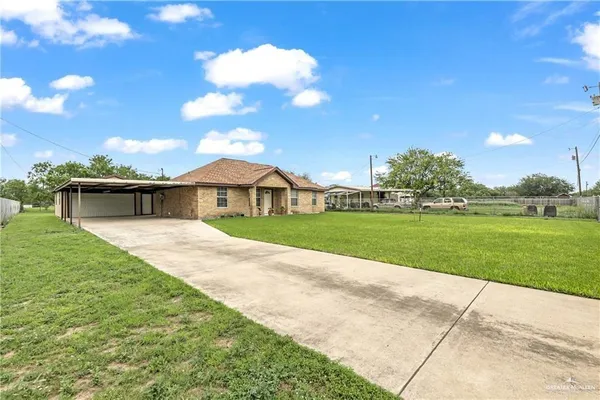 $1,700 | 609 Via Sol Drive, Edinburg, TX 78541